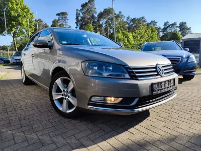 Gebraucht VW Passat Comfortline 160 PS (117 kW) 2011 Braun Limousine