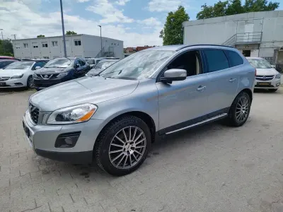 Gebraucht Volvo XC60 Summum 185 PS (136 kW) 2009 Silber SUV