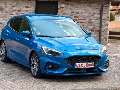 Gebraucht Ford Focus ST-Line 120 PS (88 kW) 2018 Blau Limousine