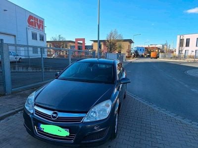 Gebraucht Opel Astra 105 PS (77 kW) 2007 Gold Kombi