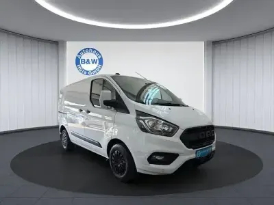 Gebraucht Ford Transit Custom Trend 131 PS (96 kW) 2022 Weiß Van