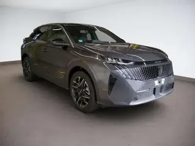 Gebraucht Peugeot 3008 Allure 136 PS (100 kW) 2024 Titane grau SUV