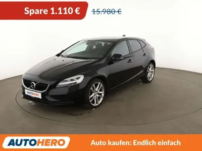 Gebraucht Volvo V40 Momentum 122 PS (89 kW) 2017 Schwarz Kombi