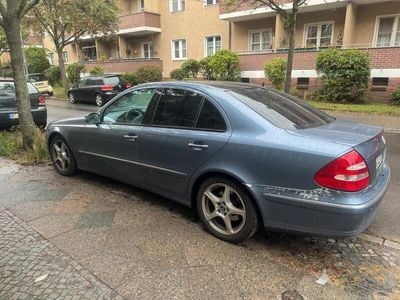 Mercedes E270