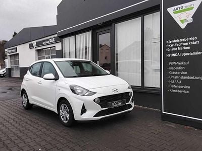 Usata Hyundai i10 Select 67 CV (49 kW) 2021 Bianco Utilitaria