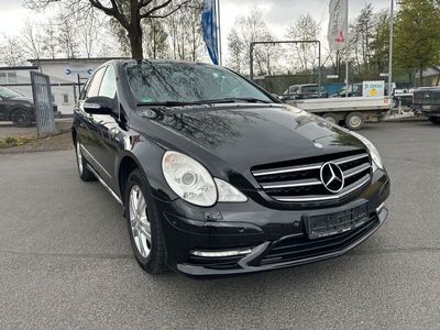 Mercedes R300