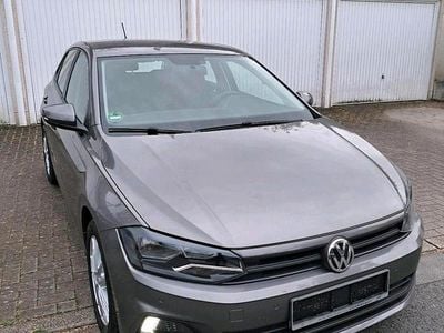Usata VW Polo 80 CV (58 kW) 2019 Grigio Utilitaria