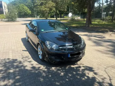 Gebraucht Opel Astra OPC 140 PS (102 kW) 2008 Schwarz Cabrio
