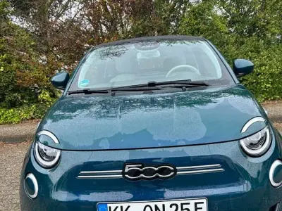 Gebraucht Fiat 500e La Prima 86 kW (118 PS) 2022 Grün Cabrio