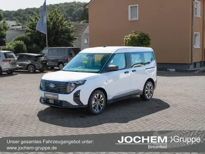 Gebraucht Ford Tourneo Courier 125 PS (91 kW) 2025 Weiß Van / Kleinbus