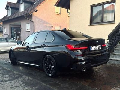 Gebraucht BMW 320 M Sport 190 PS (139 kW) 2019 Schwarz Limousine