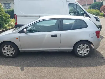 Gebraucht Honda Civic S 90 PS (66 kW) 2002 Silber Limousine