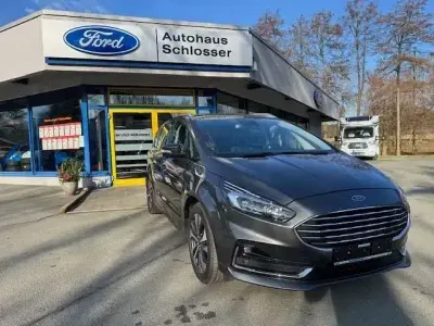 Usata Ford S-MAX Titanium 150 CV (110 kW) 2022 Grigio Monovolume