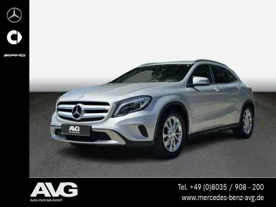 Gebraucht Mercedes GLA250 Urban 211 PS (155 kW) 2016 Silber SUV