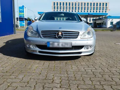Gebraucht Mercedes CLS500 306 PS (225 kW) 2006 Silber Coupé