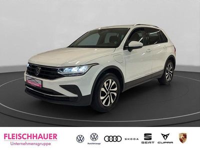 Gebraucht VW Tiguan Active 245 PS (180 kW) 2022 Weiss SUV