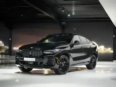 Usata BMW X6 M50 Shadowline 530 CV (389 kW) 2023 Nero SUV