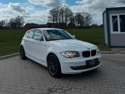 Gebraucht BMW 116 Advantage 122 PS (89 kW) 2009 Weiß Kleinwagen