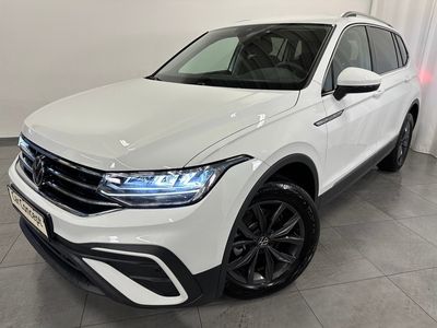 gebraucht VW Tiguan Allspace TDI T-LEDER ACC KAMERA KESSY 18'