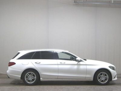 Gebraucht Mercedes C220 Avantgarde 194 PS (142 kW) 2019 Weiss Kombi