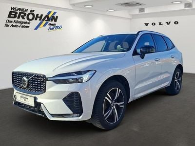 Gebraucht Volvo XC60 Plus 197 PS (144 kW) 2022 Crystal white / metallic SUV