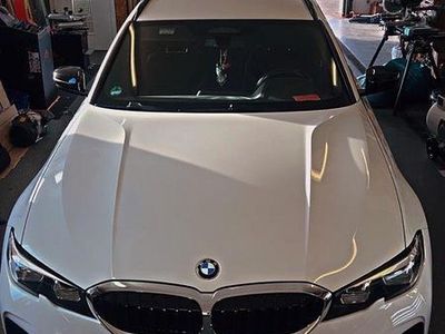 Gebraucht BMW 320 M Sport 190 PS (139 kW) 2020 Weiß Kombi