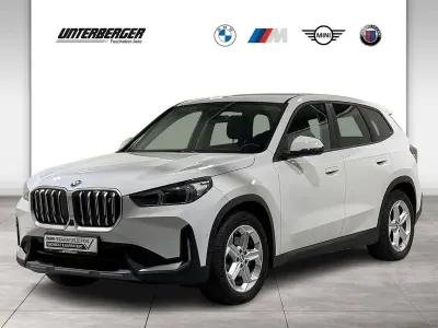 Gebraucht BMW iX1 Performance 230 kW (313 PS) 2023 Alpinweiß uni SUV