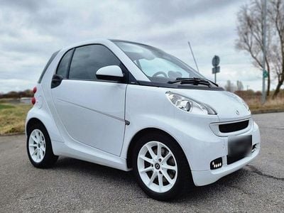 Gebraucht Smart ForTwo Coupé 71 PS (52 kW) 2011 Weiß Coupé