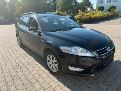 Gebraucht Ford Mondeo Ambiente 120 PS (88 kW) 2012 Schwarz Limousine