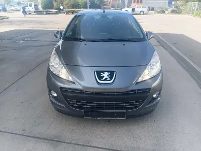 Gebraucht Peugeot 207 CC Platinum 120 PS (88 kW) 2011 Cabrio