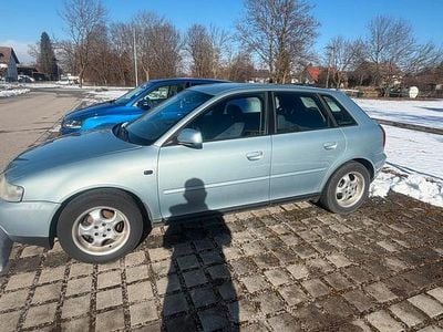 Blau Gebraucht 2002 Audi A3 Kleinwagen | 500 € (Superpreis)