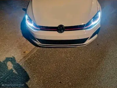 Gebraucht VW Golf VII GTI 245 PS (180 kW) 2020 Weiß Limousine