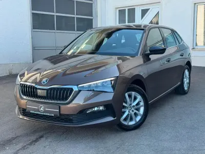 Usata Skoda Scala Sport 150 CV (110 kW) 2020 Marrone Utilitaria