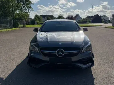 Gebraucht Mercedes CLA45 AMG Shooting Brake AMG 381 PS (280 kW) 2017 Grau Kombi