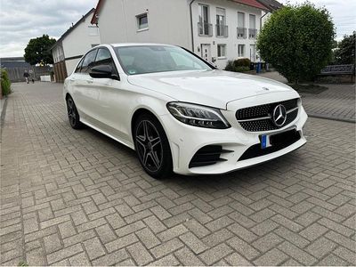 Weiß Gebraucht 2020 Mercedes C200 Limousine | 20.900 € (Teuer)
