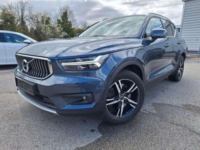 Używany Volvo XC40 Inscription 211 KM (155 kW) 2020 Niebieski SUV