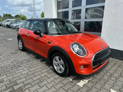 Gebraucht Mini Cooper 136 PS (100 kW) 2018 Orange Kleinwagen
