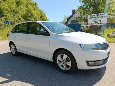 Używany Skoda Rapid Ambition 90 KM (66 kW) 2017 Biały Hatchback