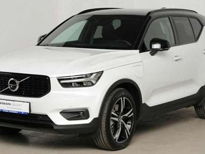 Weiß Gebraucht 2020 Volvo XC40 R-Design SUV | 26.500 € (Fairer Preis)