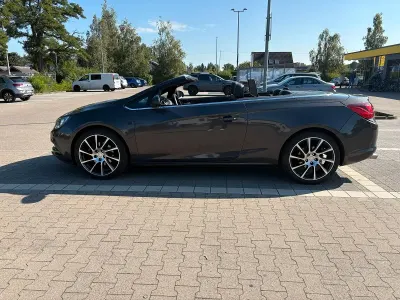 Gebraucht Opel Cascada 140 PS (102 kW) 2014 Grau Cabrio