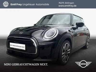 Gebraucht Mini Cooper Classic 136 PS (100 kW) 2021 Midnight black metallic Kleinwagen