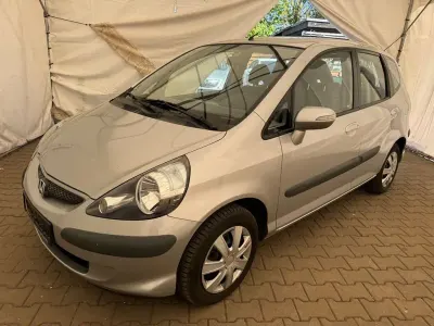 Usata Honda Jazz 83 CV (61 kW) 2005 Argento Utilitaria
