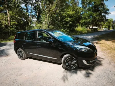 Gebraucht Renault Scénic III Bose Edition 131 PS (96 kW) 2013 Schwarz Van / Kleinbus