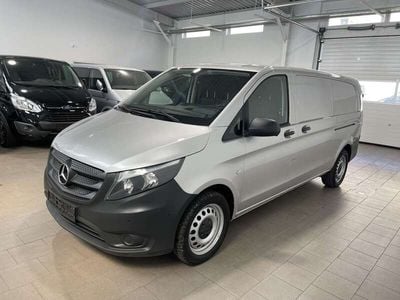 Gebraucht Mercedes Vito 163 PS (119 kW) 2019 Brillant silber (metallic) Van