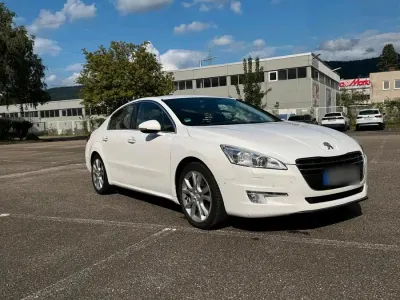 Gebraucht Peugeot 508 Allure 156 PS (114 kW) 2013 Weiß Limousine