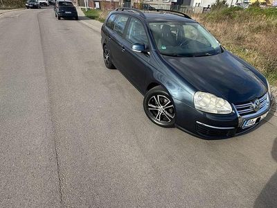 Gebraucht VW Golf V 105 PS (77 kW) 2007 Violet Kombi