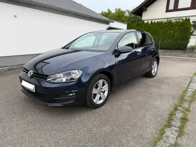 Gebraucht VW Golf VII Comfortline 150 PS (110 kW) 2013 Blau Limousine