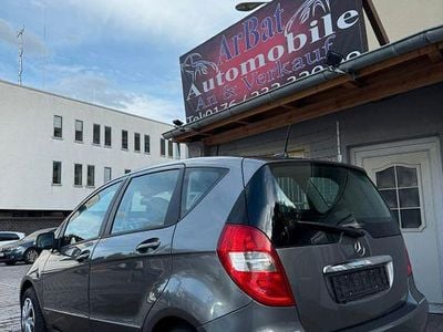 Gebraucht Mercedes A180 109 PS (80 kW) 2011 Grau Limousine