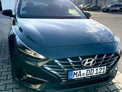 Blau Gebraucht 2022 Hyundai i30 Edition 30+ Limousine | 19.500 € (Guter Preis)