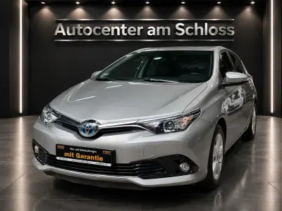 Gebraucht Toyota Auris Hybrid Edition-S 99 PS (72 kW) 2016 Grau Limousine